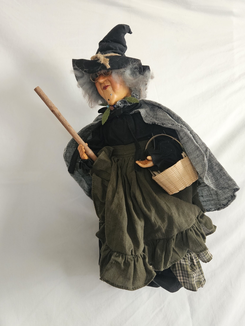 Kitchen Witch Doll Witches of Pendle Primitive Folk Art Halloween Seasonal